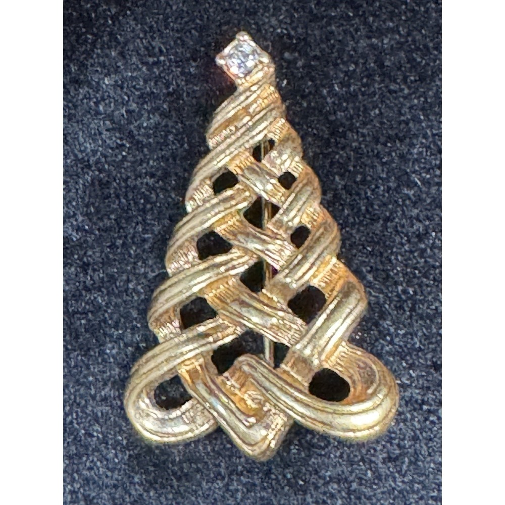 Vintage Christmas Tree Brooch Gold Tone Ribbon Swirl Rhinestone Holiday Avon Pin